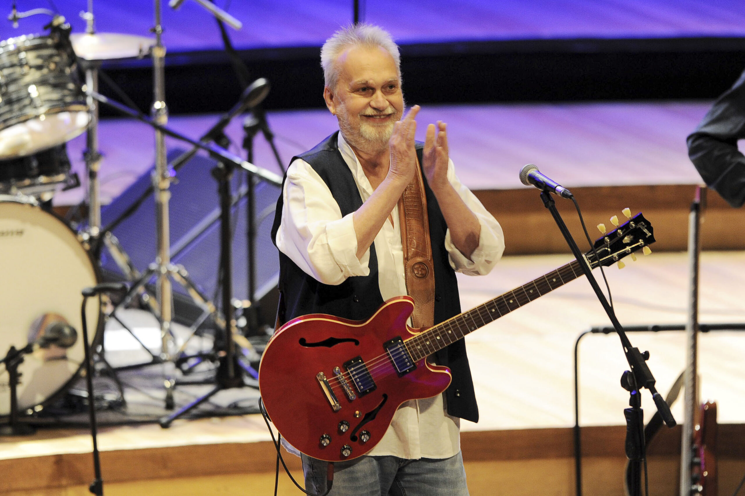 David Lebón celebró sus 70 años con un gran recital en el CCK Diario