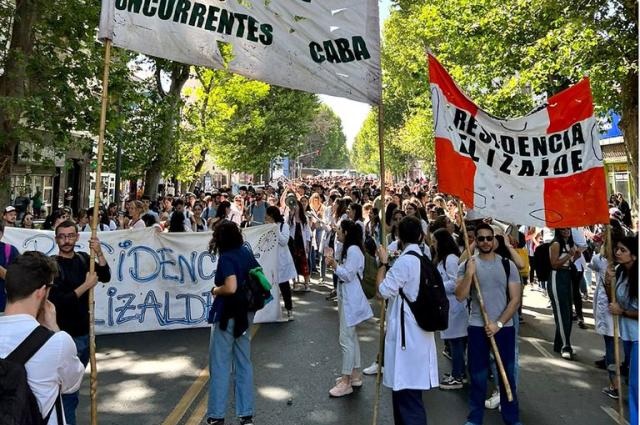 Trabajadores de la salud de CABA anunciaron un paro y movilización por