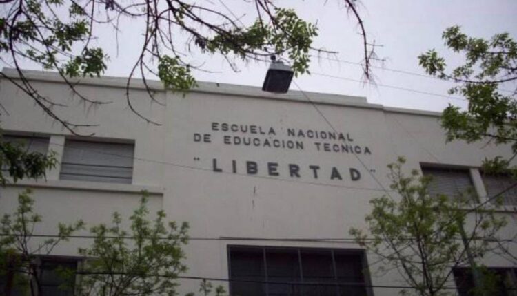 Barracas: tercera escuela porteña con trabajadores positivos de Covid-19