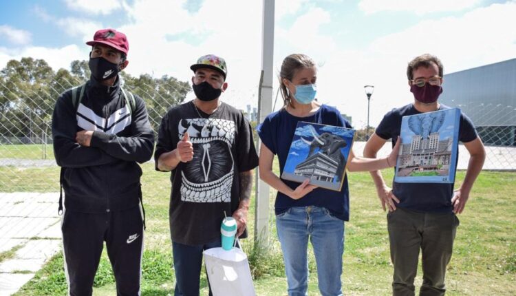 Cuatro personas en situación de calle intervinieron artísticamente la sede del BAP